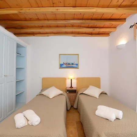 Authentic Seaview Luxury Pool - Agrari